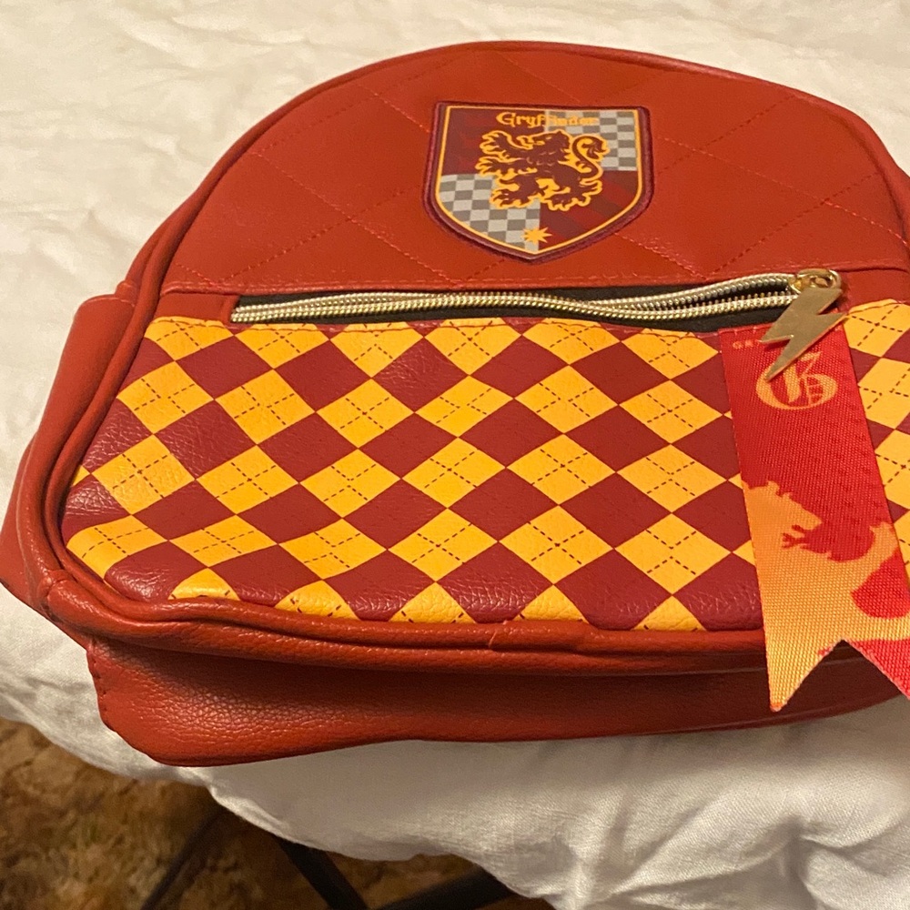 Red & Yellow Argyle Backpack – Gryffindor-Inspired.new